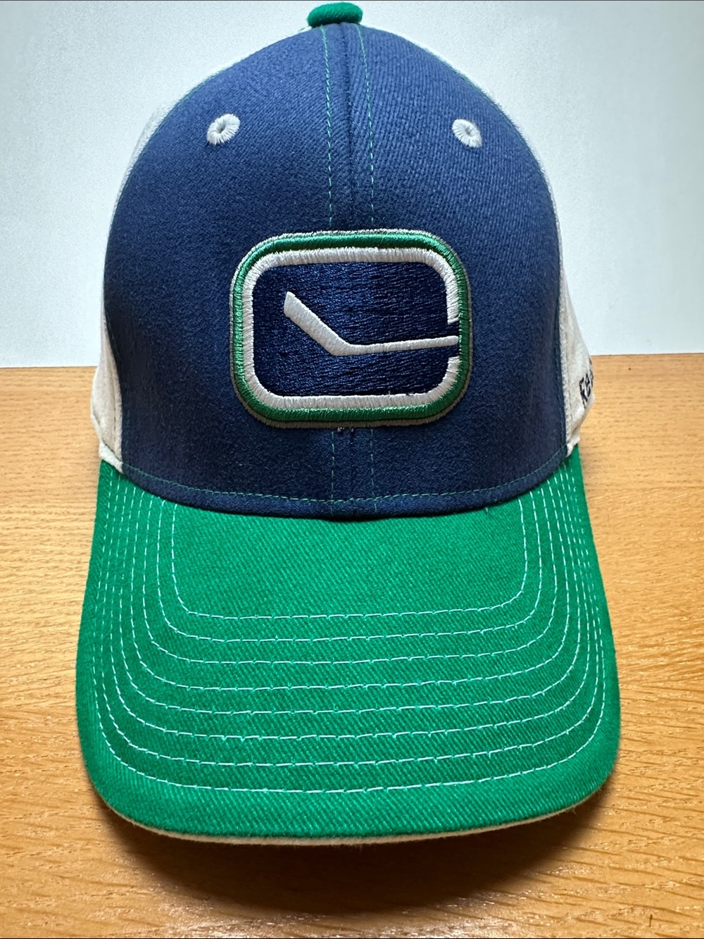Classic Vancouver Canucks logo Reebok NHL cap